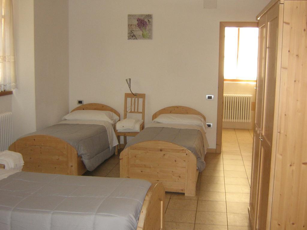 Taxus Hostel Pieve Tesino Eksteriør bilde